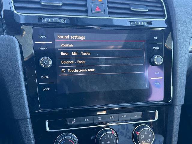 Used 2018 Volkswagen GTI SE image 23