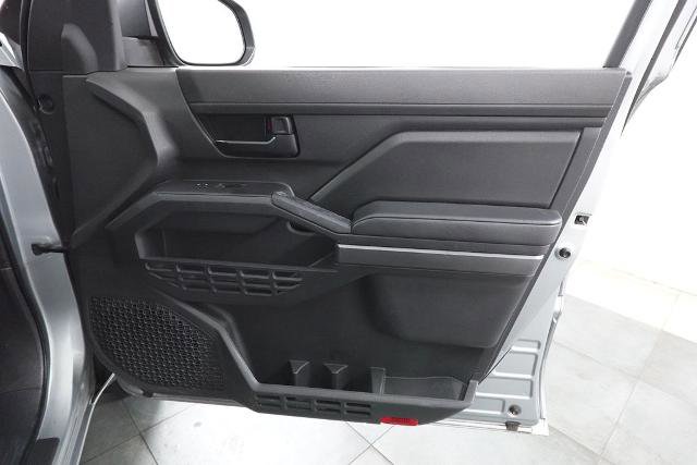 Used 2024 Toyota Tacoma SR5 AWD/4WD image 28