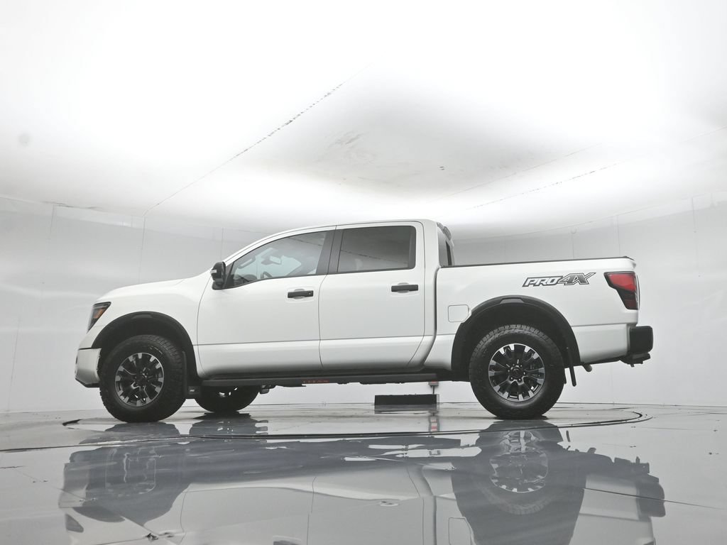 Used 2021 Nissan Titan PRO-4X w/ Pro-4x Convenience Package AWD/4WD image 54