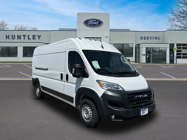 Used 2024 RAM ProMaster 2500 w/ Convenience Group FWD image 3