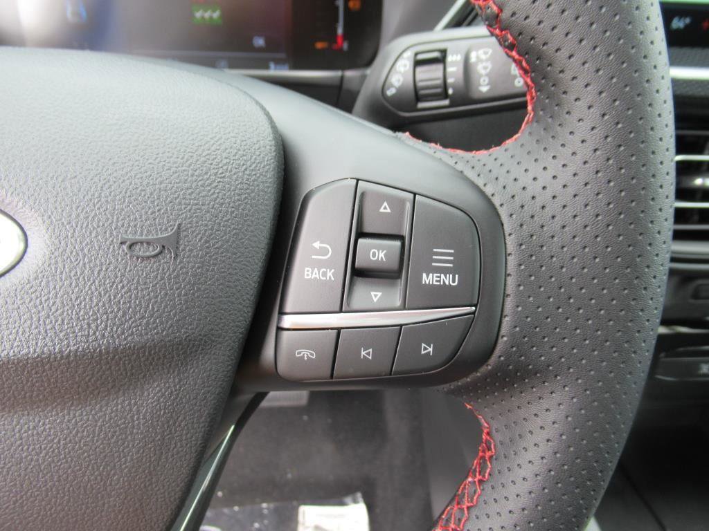 Certified 2025 Ford Escape ST-Line w/ Tech Pack #1 image 24