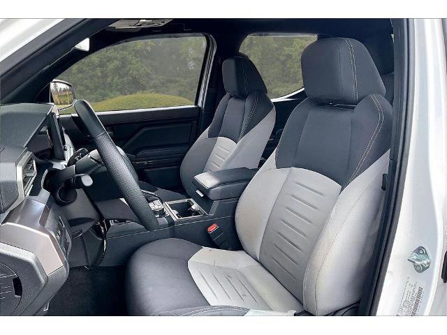 Used 2025 Toyota Tacoma TRD Off-Road AWD/4WD image 17