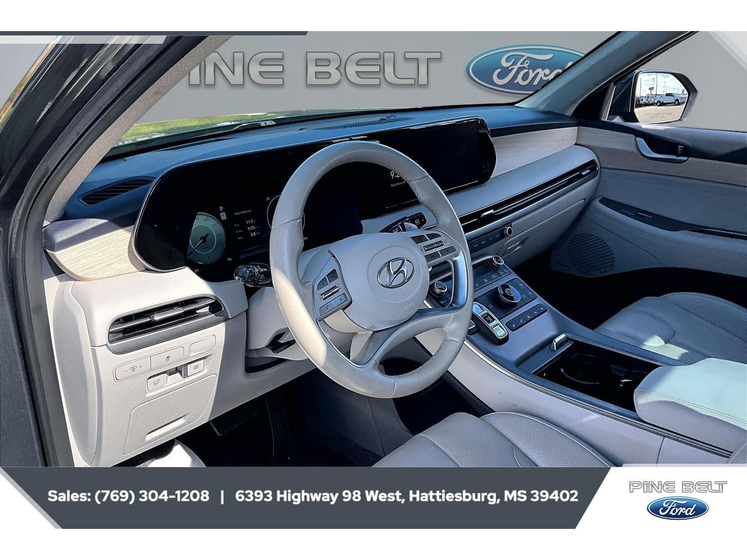 Used 2023 Hyundai Palisade Limited FWD image 12