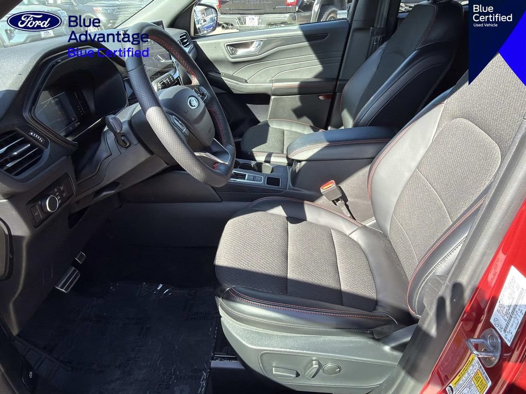 Certified 2024 Ford Escape ST-Line w/ Tech Pack #1 AWD/4WD image 19