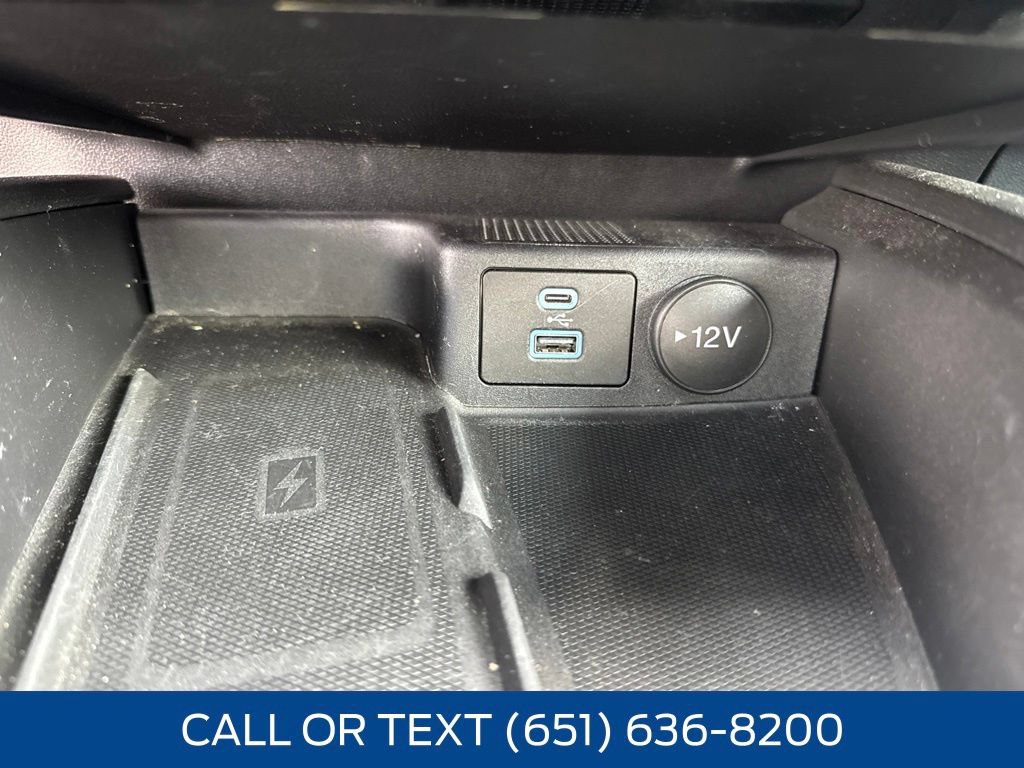 Certified 2023 Ford Escape ST-Line Elite AWD/4WD image 17