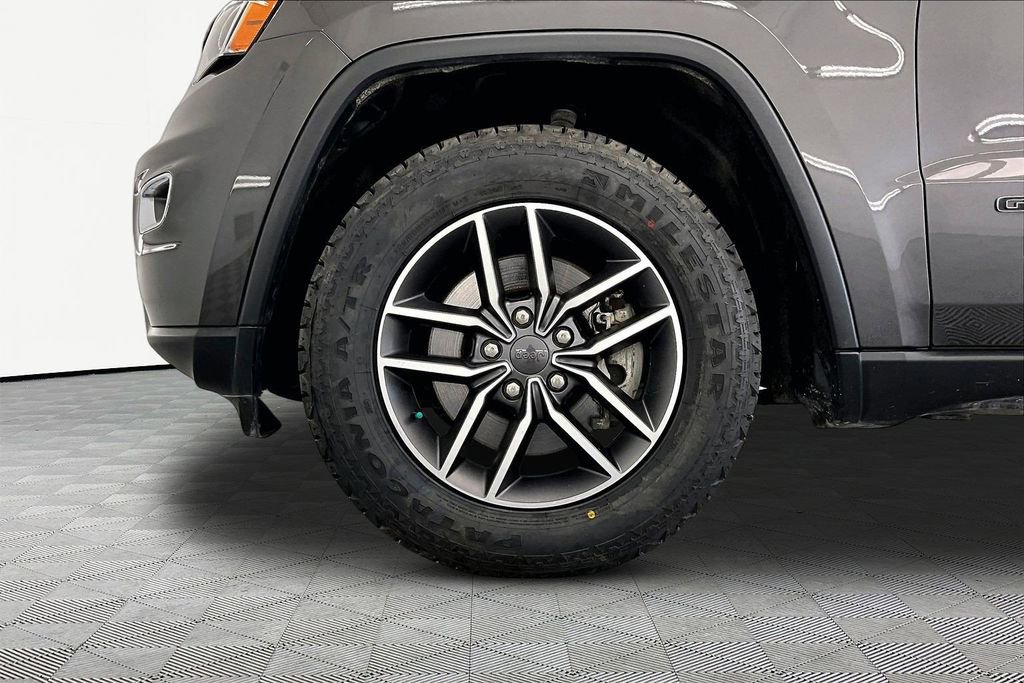 Used 2021 Jeep Grand Cherokee Limited AWD/4WD image 9
