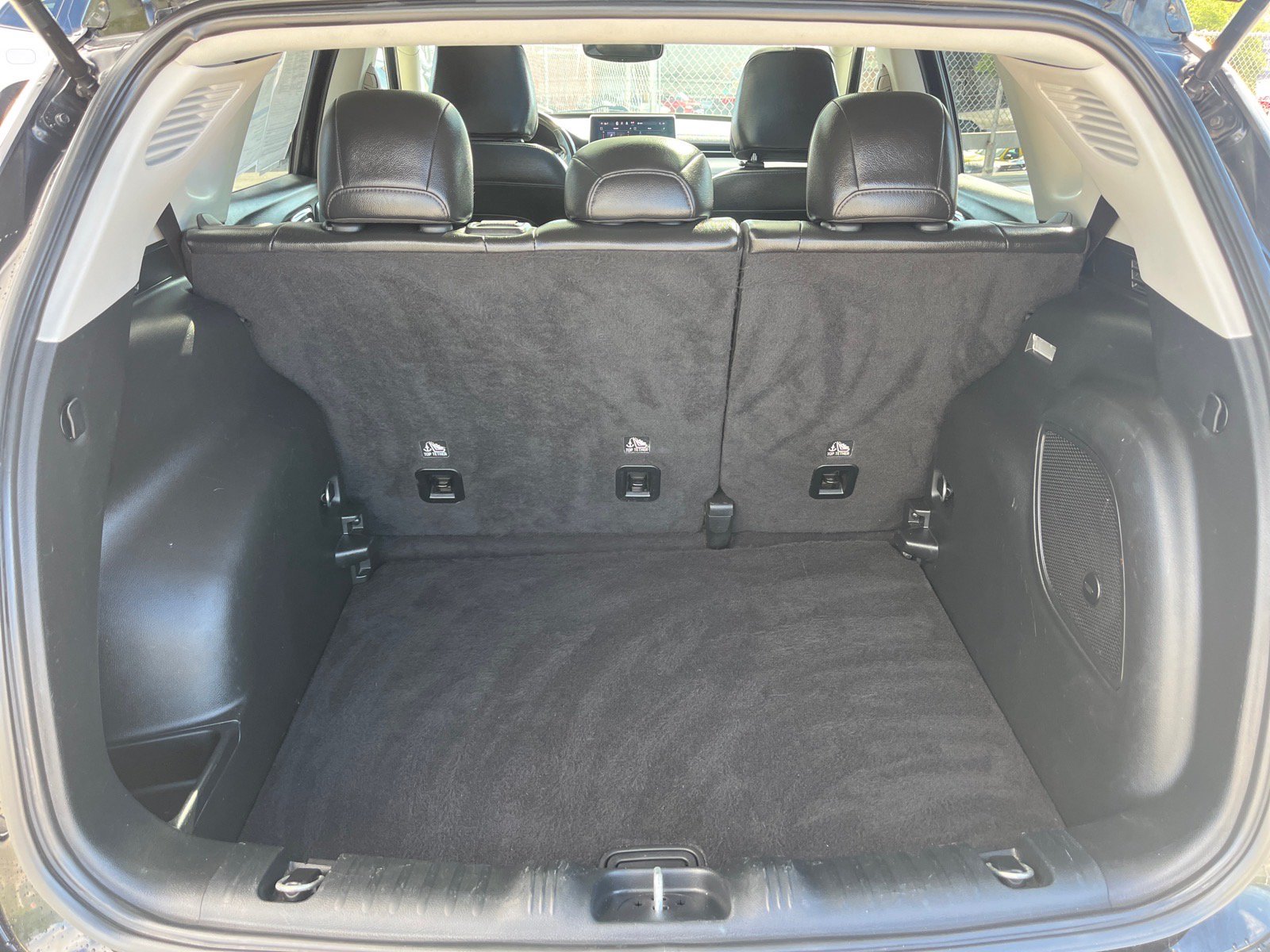 Used 2022 Jeep Compass Limited w/ Sun and Sound Group AWD/4WD image 20