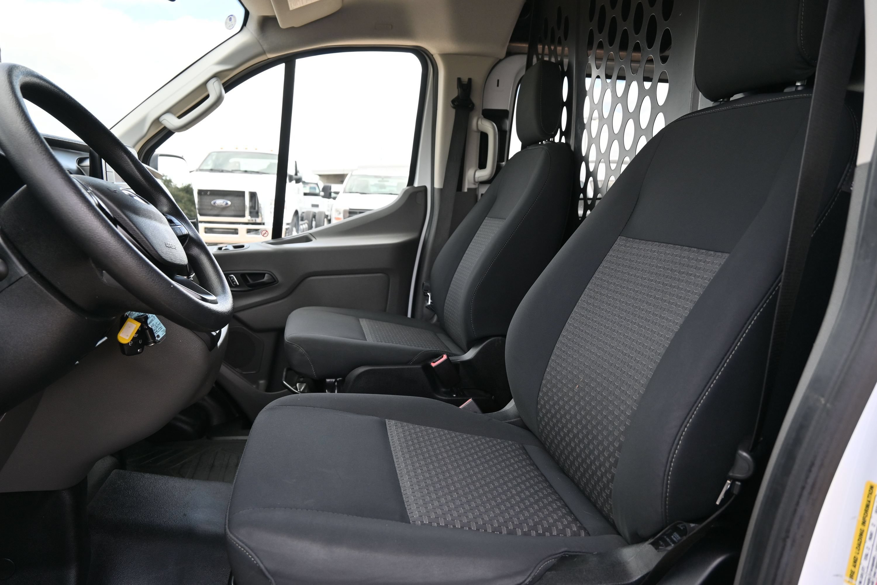 Certified 2025 Ford Transit 250 Low Roof w/ Exterior Upgrade Package RWD image 27
