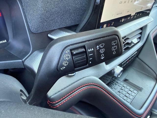 Certified 2025 Ford Explorer ST-Line w/ Premium Package AWD/4WD image 39