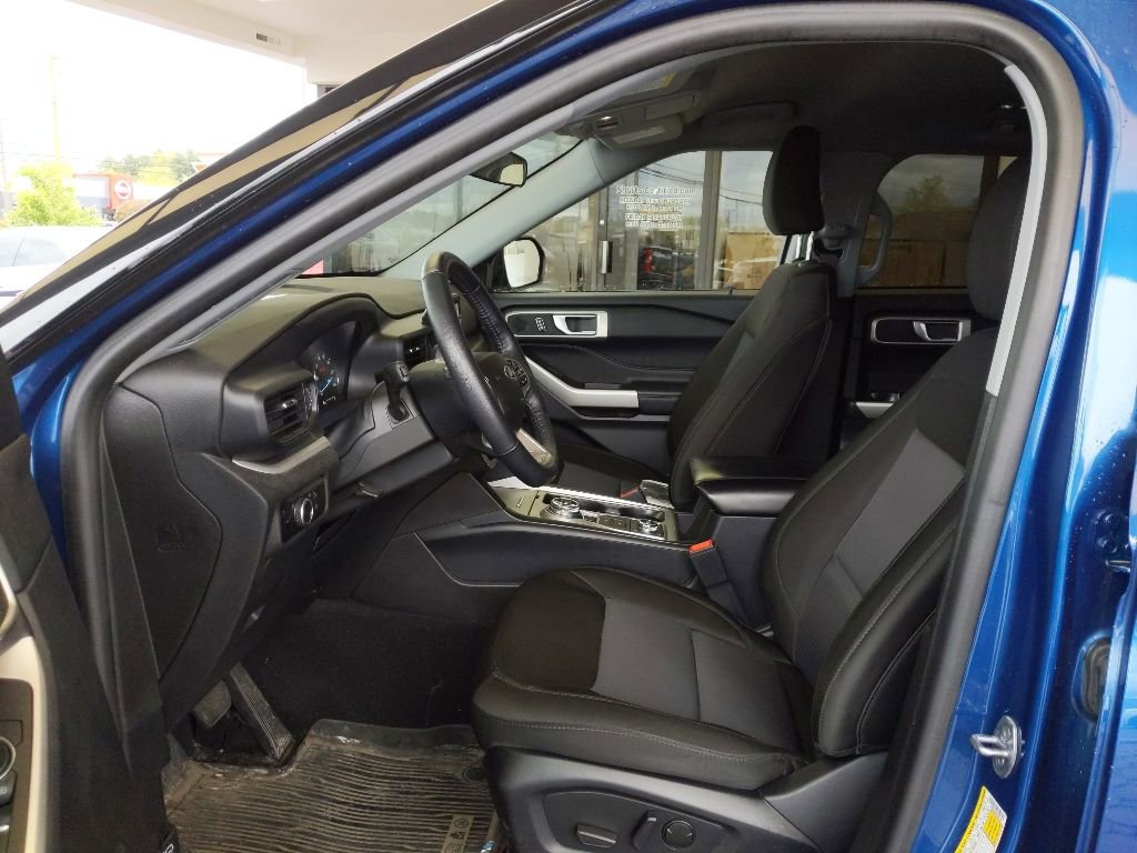 Certified 2023 Ford Explorer XLT AWD/4WD image 13