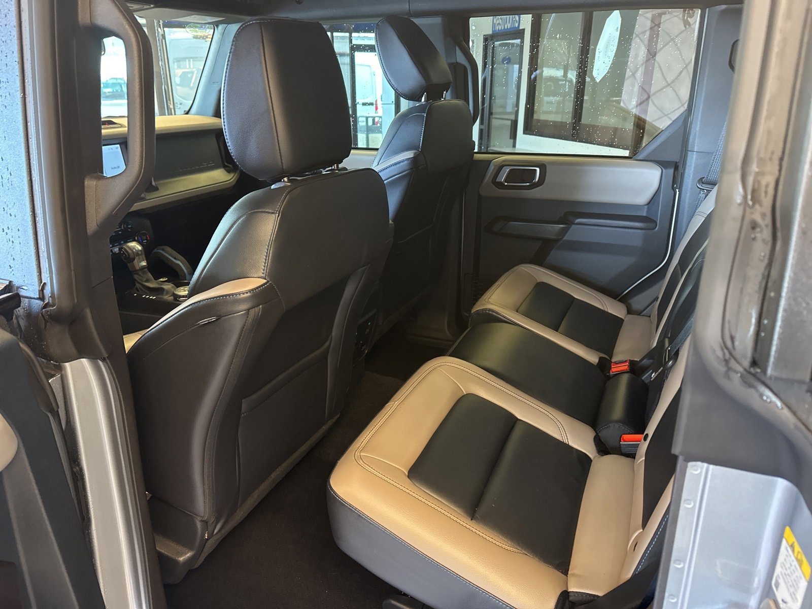 Certified 2024 Ford Bronco Wildtrak image 15