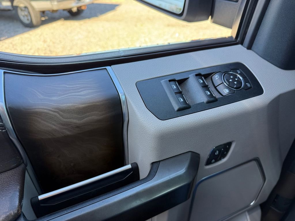 Certified 2019 Ford F150 Limited w/ Trailer Tow Package image 26