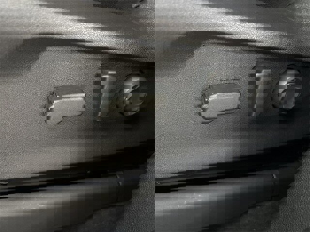 Used 2024 Subaru Ascent Touring image 4