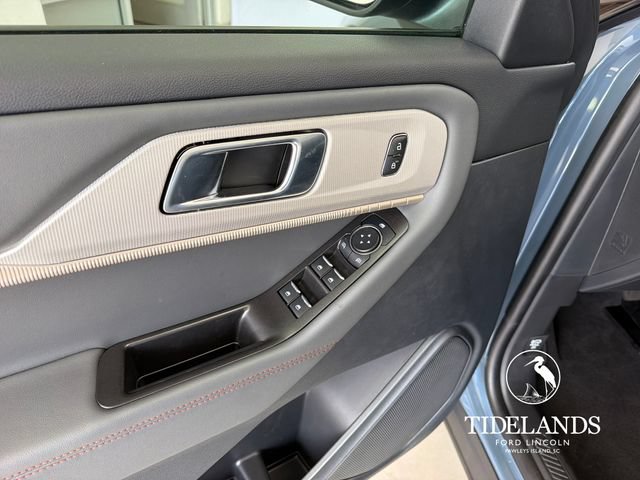 Certified 2026 Ford Explorer Active RWD image 15