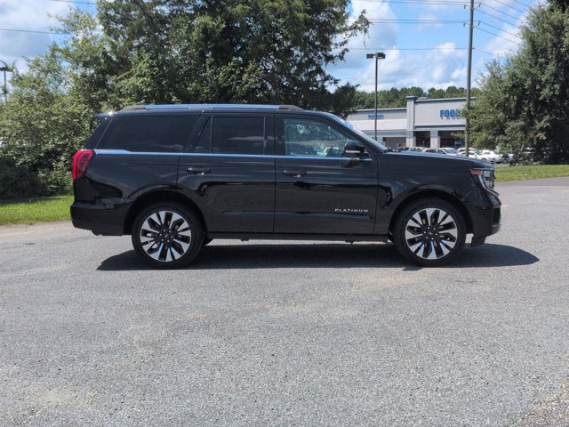Certified 2025 Ford Expedition Platinum w/ Driver's Package AWD/4WD image 3