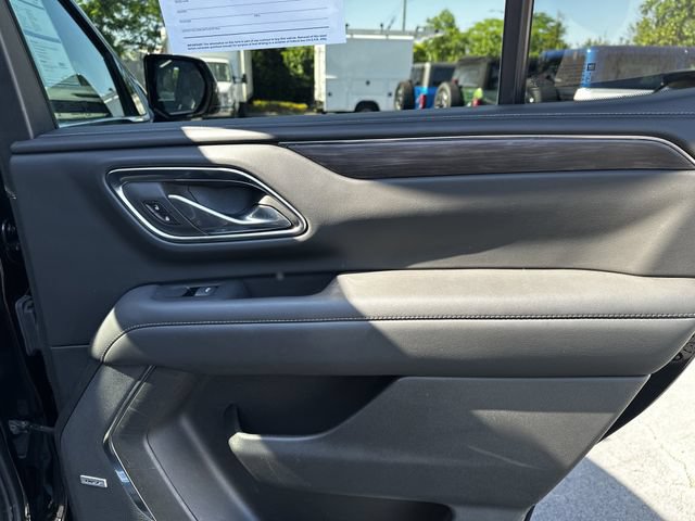 Used 2023 Chevrolet Tahoe LT w/ Luxury Package AWD/4WD image 40