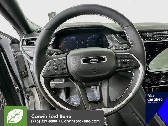 Used 2024 Jeep Grand Cherokee Altitude AWD/4WD image 15