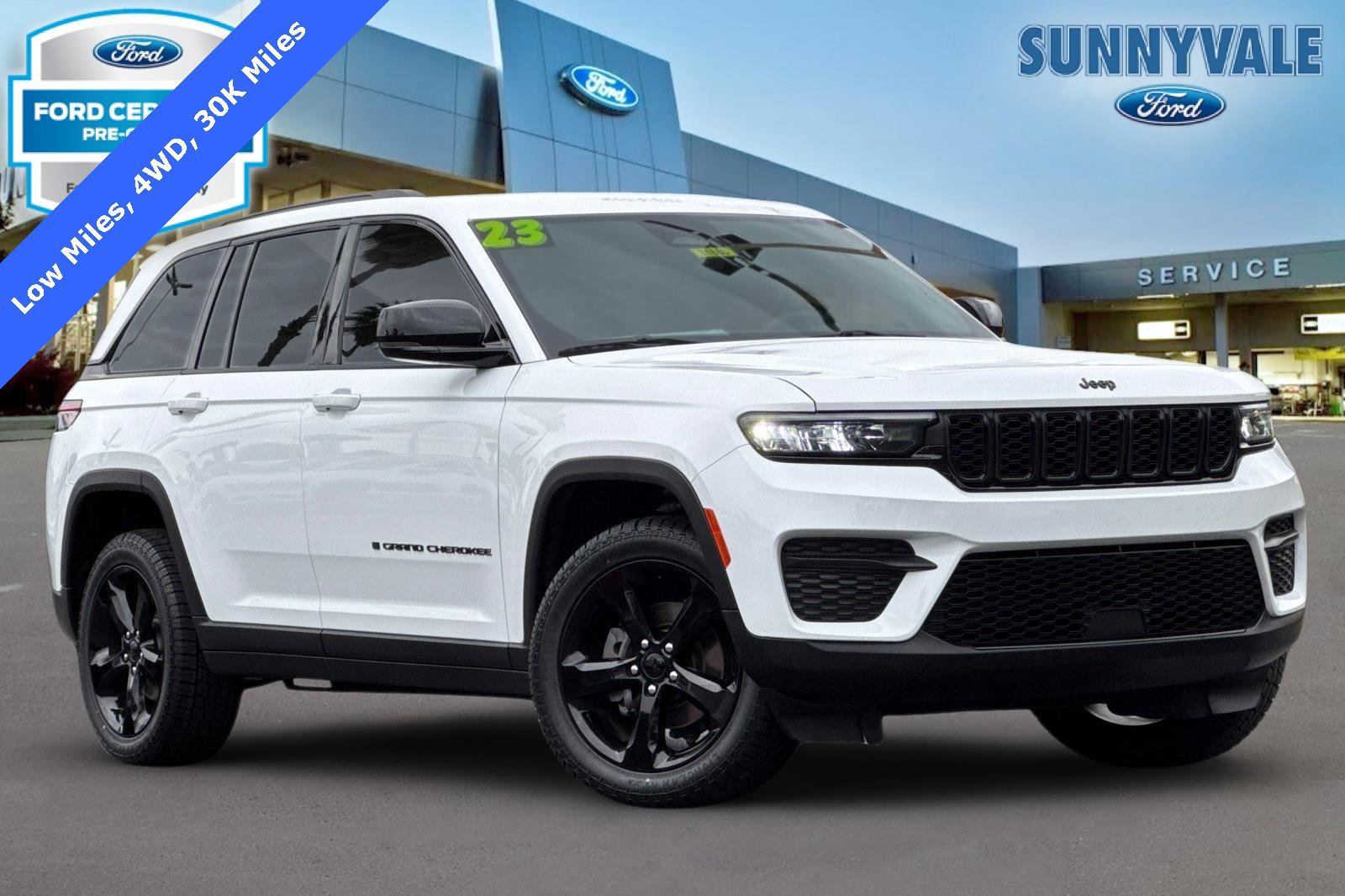 Used 2023 Jeep Grand Cherokee Altitude image 7