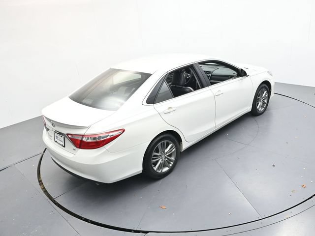 Used 2017 Toyota Camry SE FWD image 40