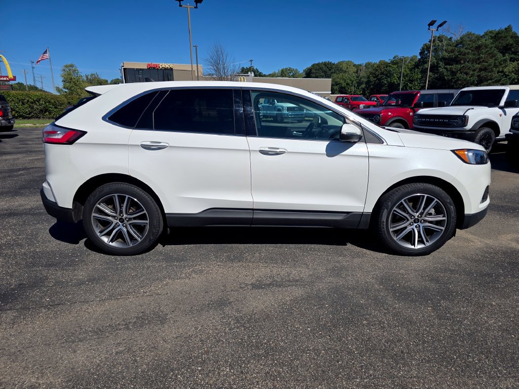 Certified 2023 Ford Edge Titanium w/ Class II Trailer Tow Package AWD/4WD image 6