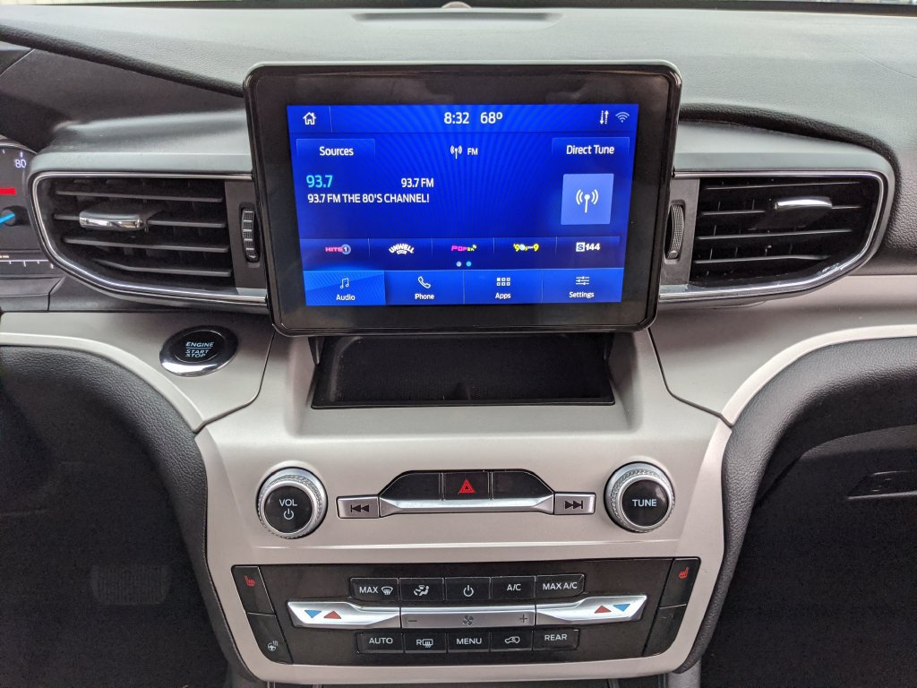 Certified 2023 Ford Explorer XLT w/ Equipment Group 202A AWD/4WD image 8