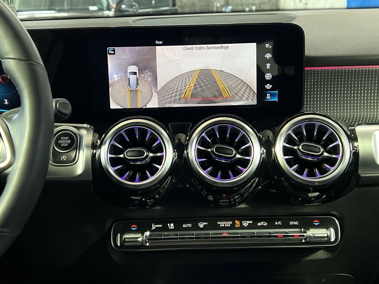 Used 2022 Mercedes-Benz GLB 250 4MATIC image 19