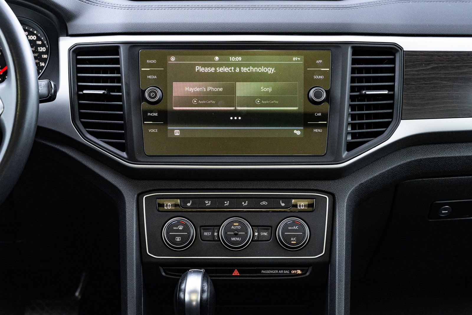 Used 2021 Volkswagen Atlas SE w/ Panoramic Sunroof Package FWD image 29