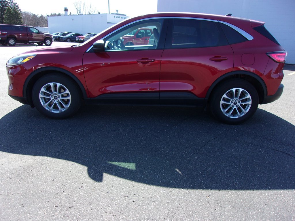 Certified 2022 Ford Escape SE w/ Convenience Package FWD image 2