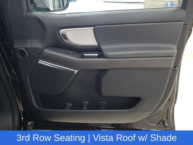 Certified 2025 Ford Expedition Active AWD/4WD image 17