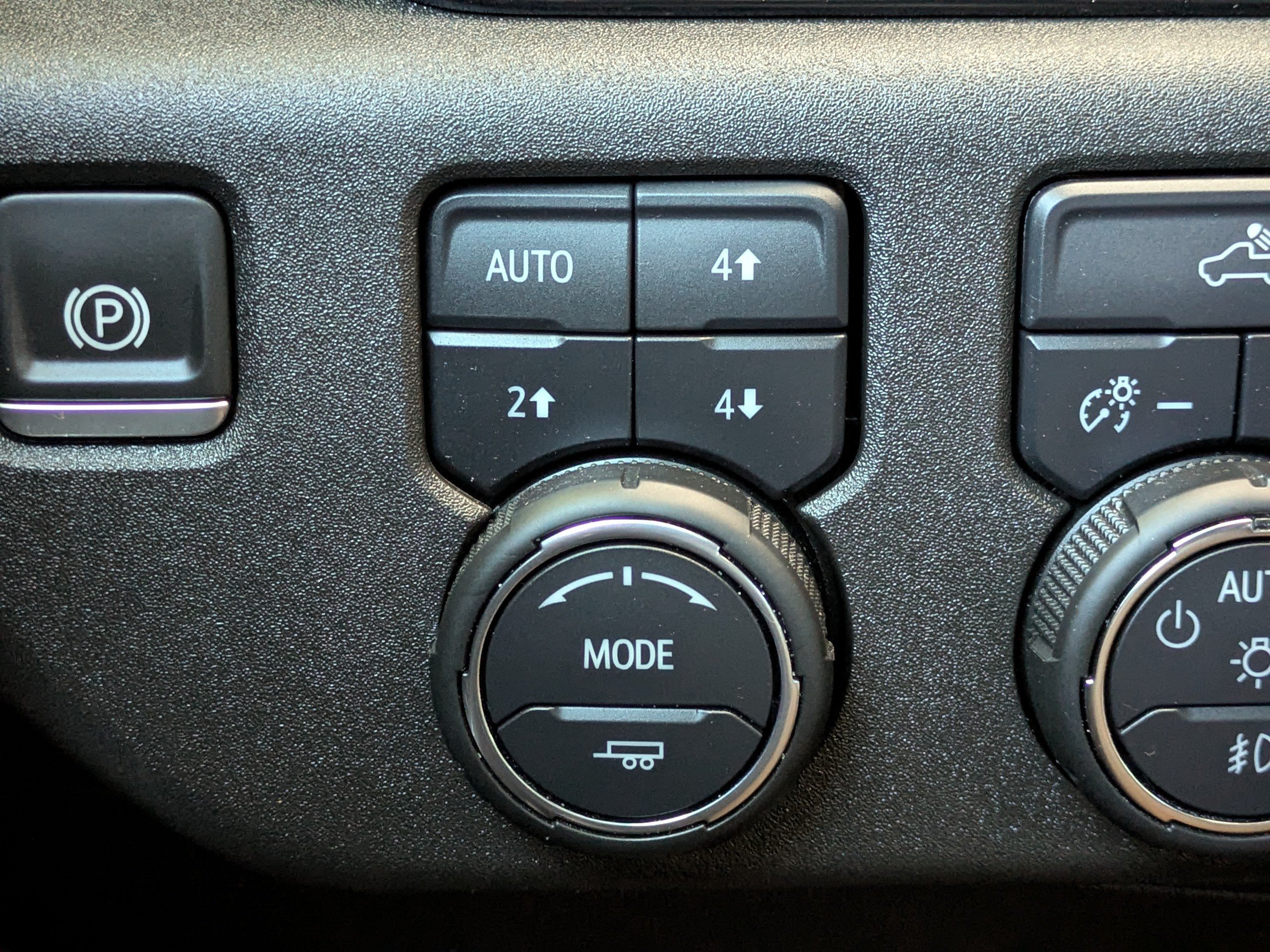 Used 2025 Chevrolet Silverado 1500 RST w/ Convenience Package II AWD/4WD image 24