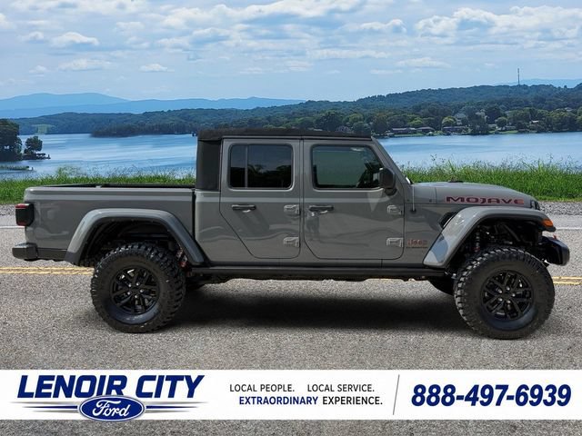 Used 2022 Jeep Gladiator Mojave w/ LED Lighting Group AWD/4WD image 2