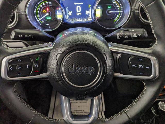 Used 2023 Jeep Wrangler Unlimited Sahara AWD/4WD image 11