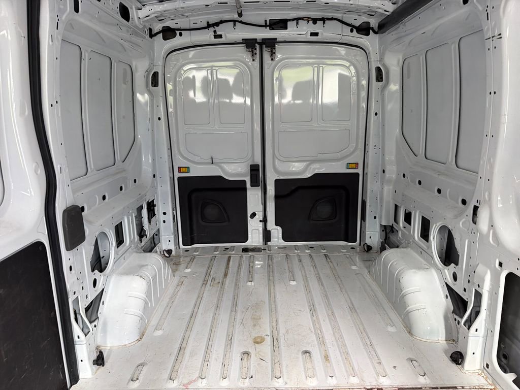 Certified 2023 Ford Transit 250 Medium Roof RWD image 28