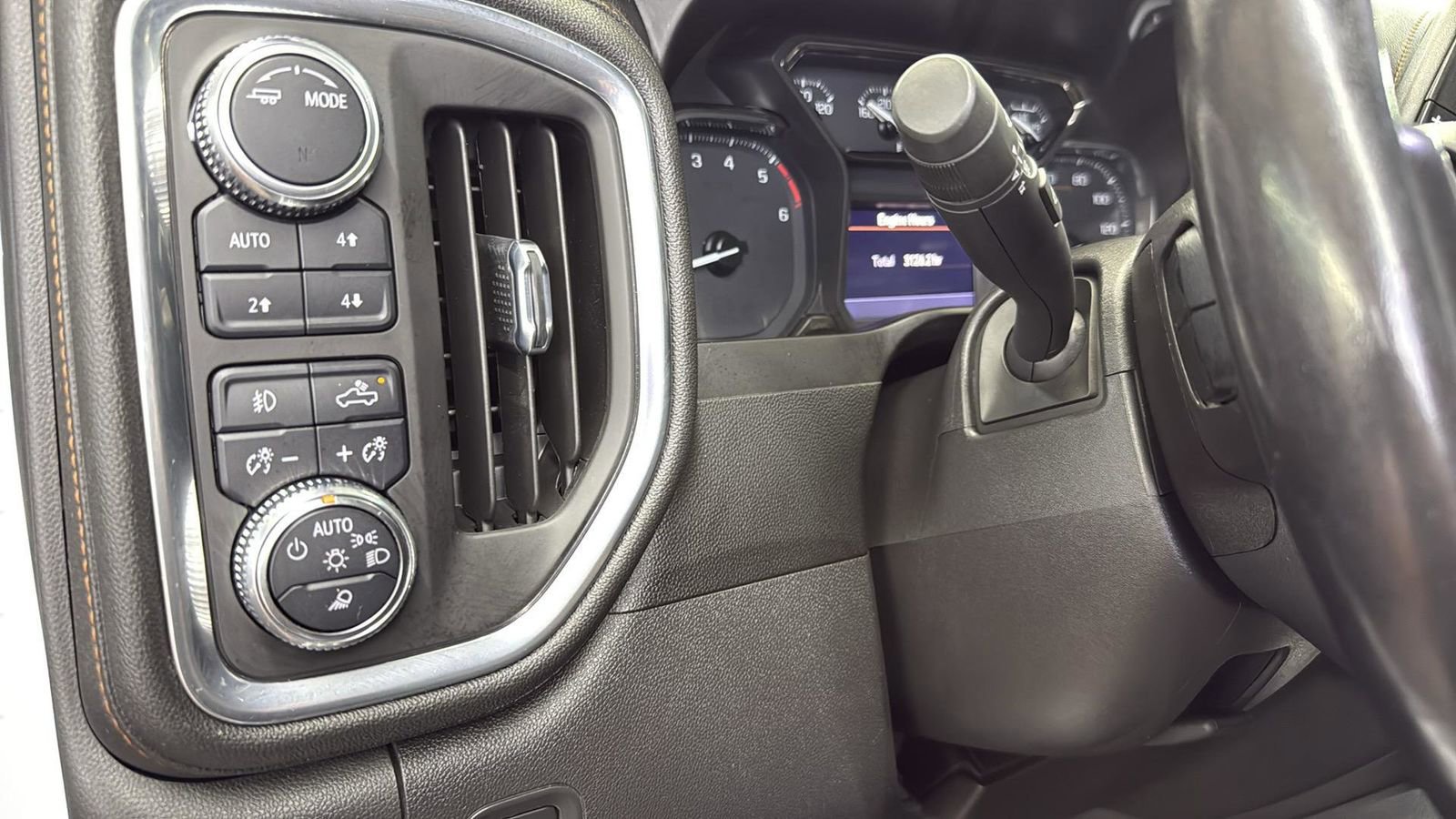 Used 2021 GMC Sierra 1500 AT4 w/ AT4 Preferred Package image 18