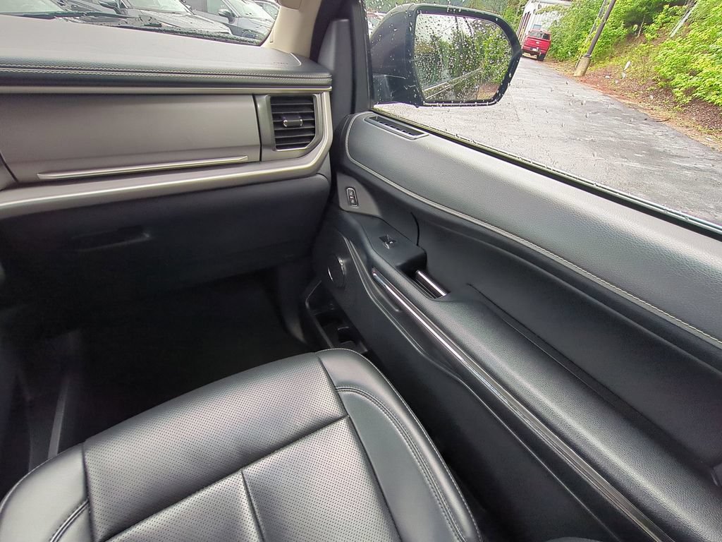 Certified 2024 Ford Expedition Max XLT AWD/4WD image 19