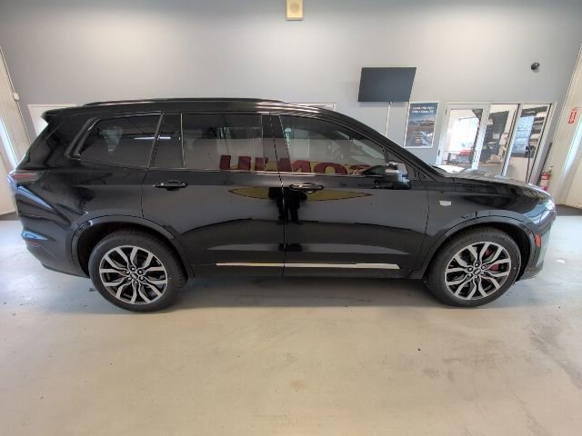 Used 2024 Cadillac XT6 Sport AWD/4WD image 6