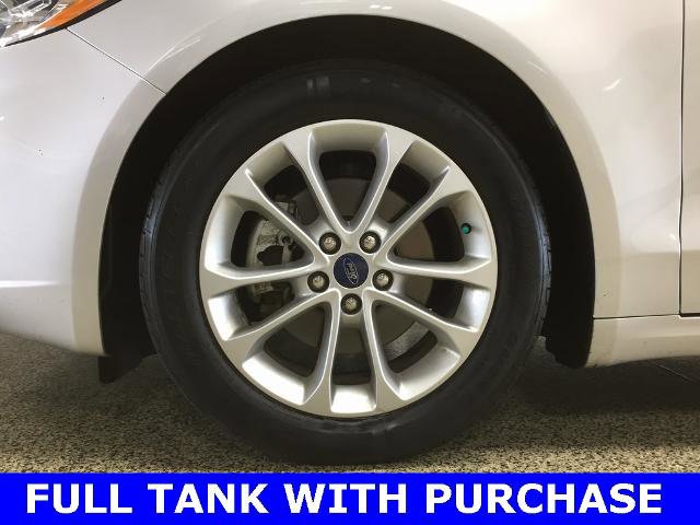 Certified 2019 Ford Fusion SE image 10