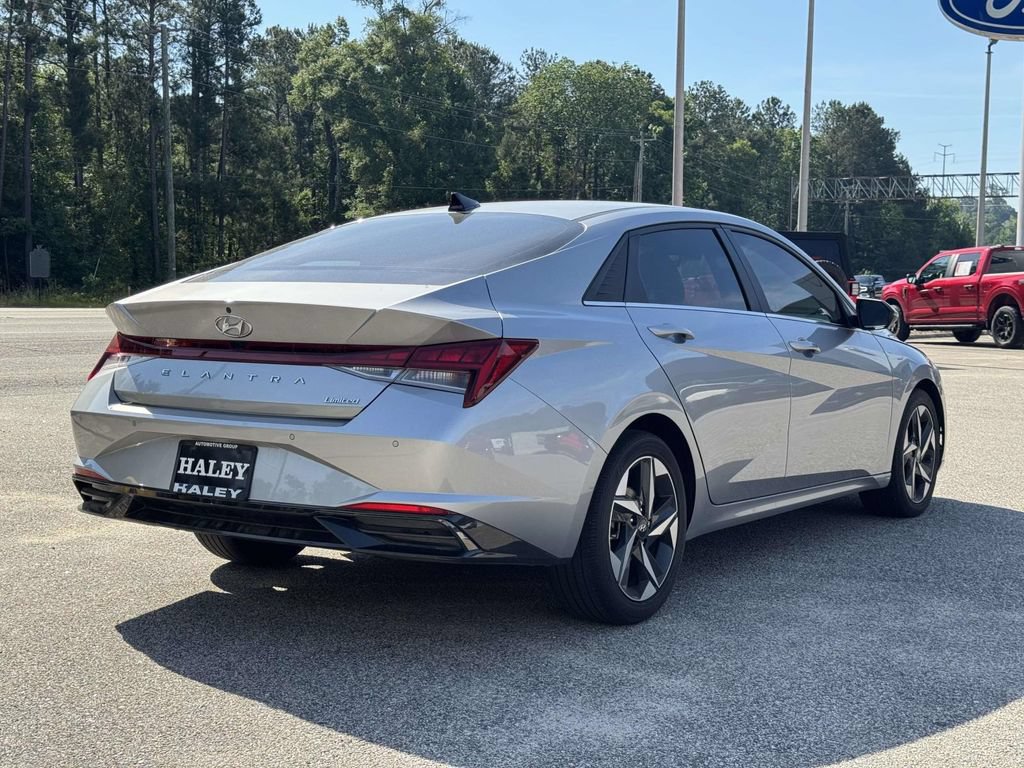 Used 2023 Hyundai Elantra Limited FWD image 22