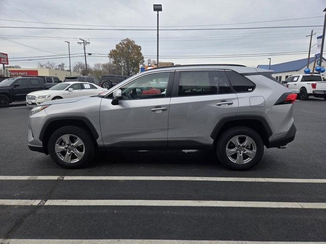 Used 2024 Toyota RAV4 XLE image 24