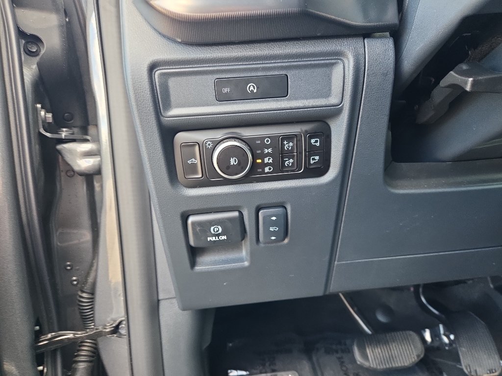 Certified 2025 Ford F150 Lariat AWD/4WD image 18