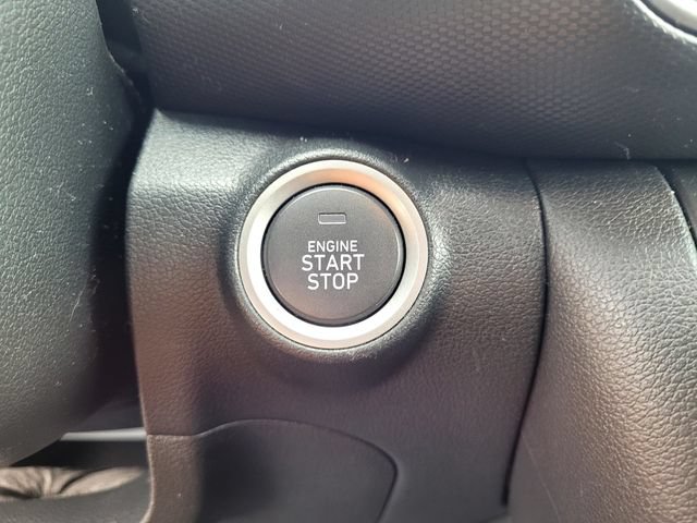 Used 2021 Hyundai Kona Ultimate w/ Cargo Package FWD image 19