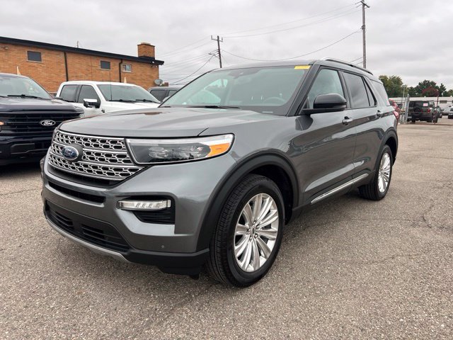 Certified 2024 Ford Explorer Limited w/ Limited Technology Package AWD/4WD image 31