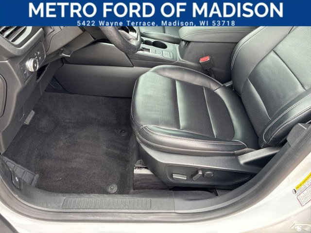 Certified 2020 Ford Escape SEL image 12