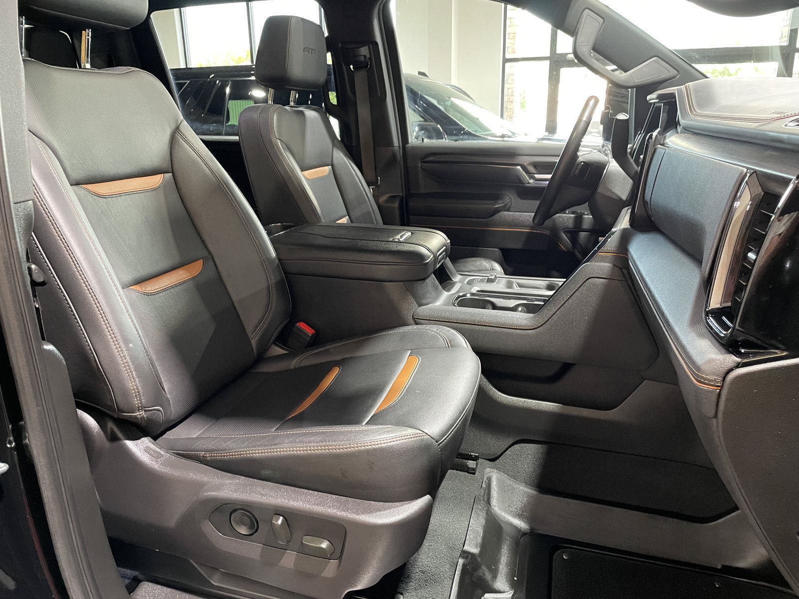Used 2024 GMC Sierra 2500 AT4 w/ AT4 Premium Plus Package AWD/4WD image 27