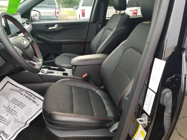 Certified 2024 Ford Escape ST-Line w/ Tech Pack #1 AWD/4WD image 12