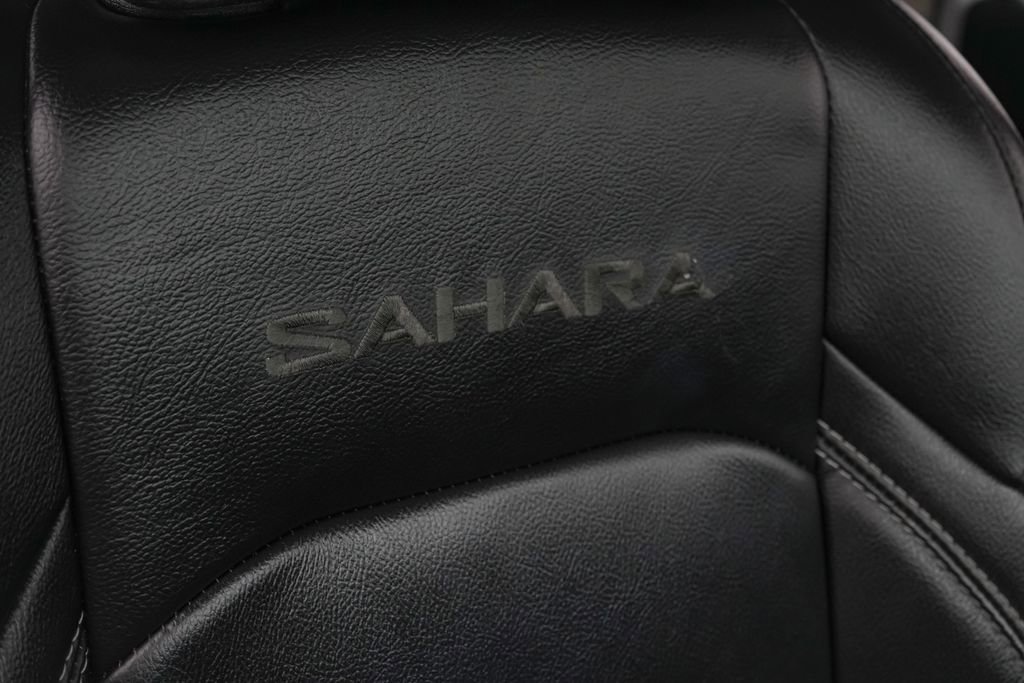 Used 2020 Jeep Wrangler Unlimited Sahara image 26
