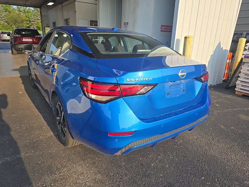 Used 2024 Nissan Sentra SV FWD image 3