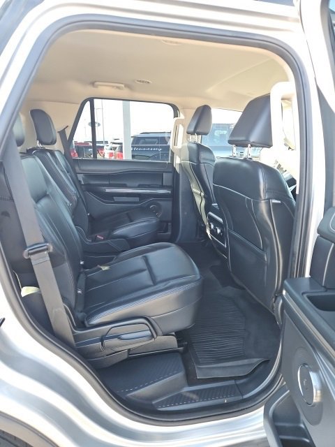 Certified 2022 Ford Expedition XLT image 9