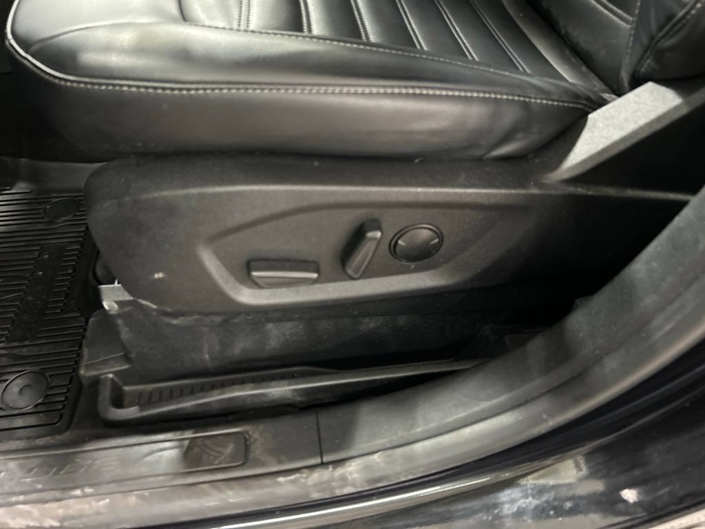 Certified 2024 Ford Edge SEL w/ Convenience Package AWD/4WD image 12