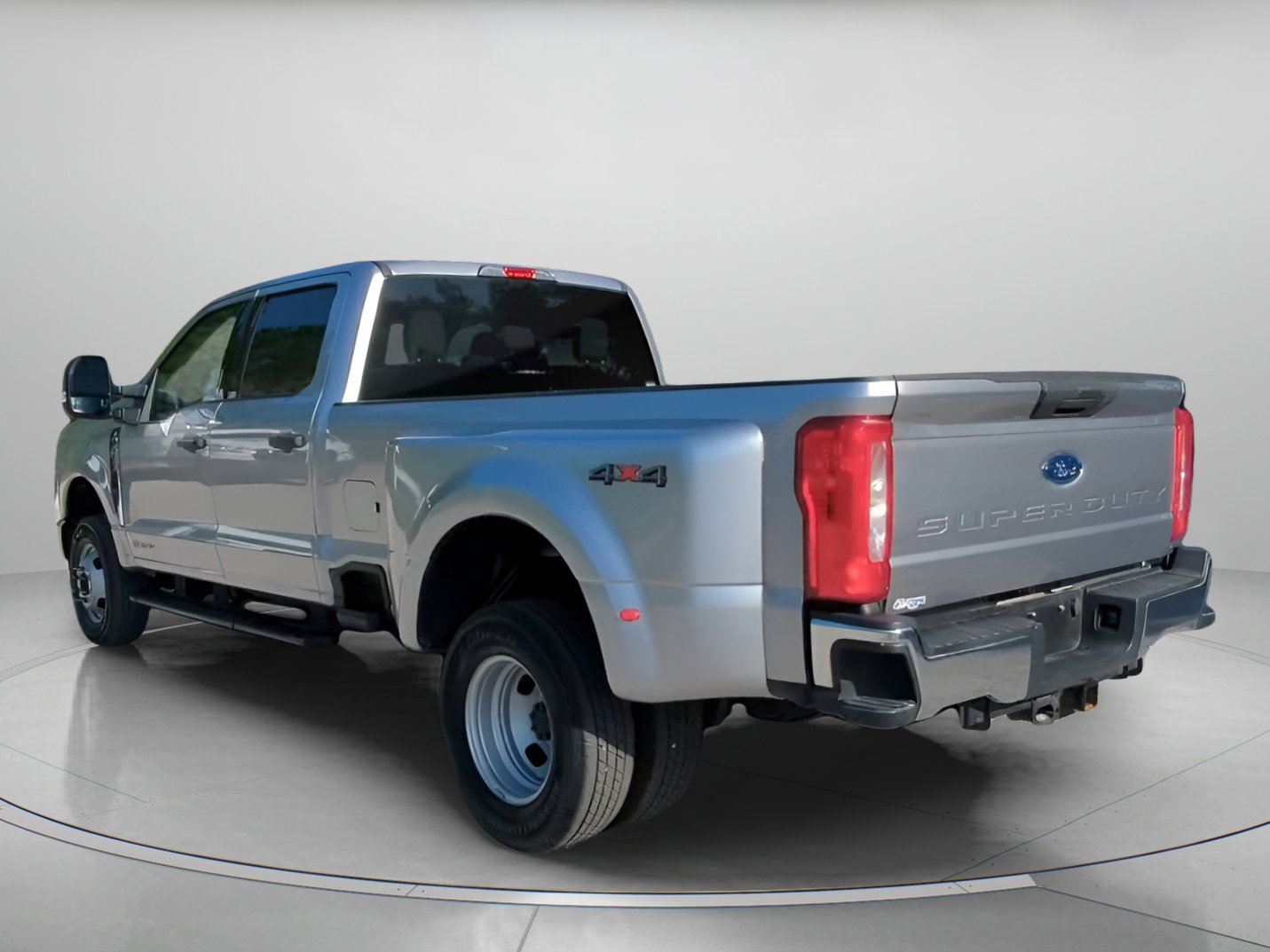 Certified 2024 Ford F350 XLT AWD/4WD image 21